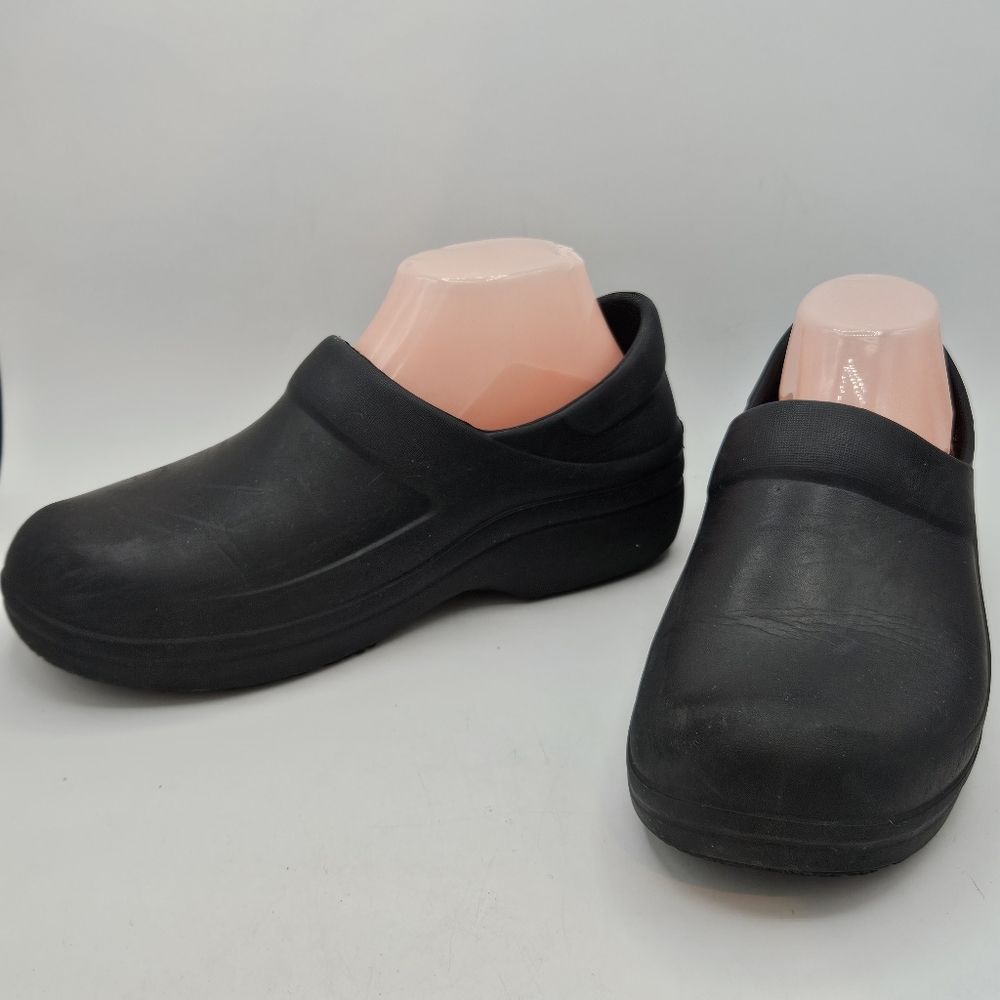 Crocs Work Neria Pro II Slip-Resistant black Clogs size 9